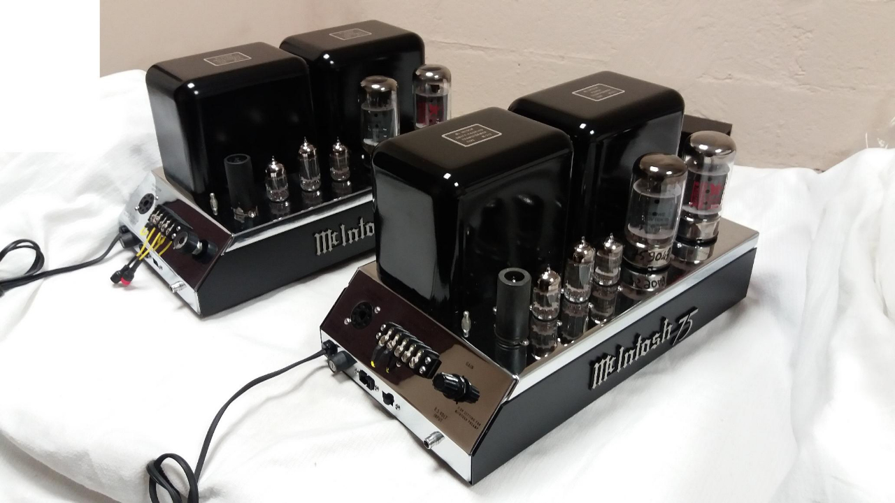MC75-pair-R.jpg
