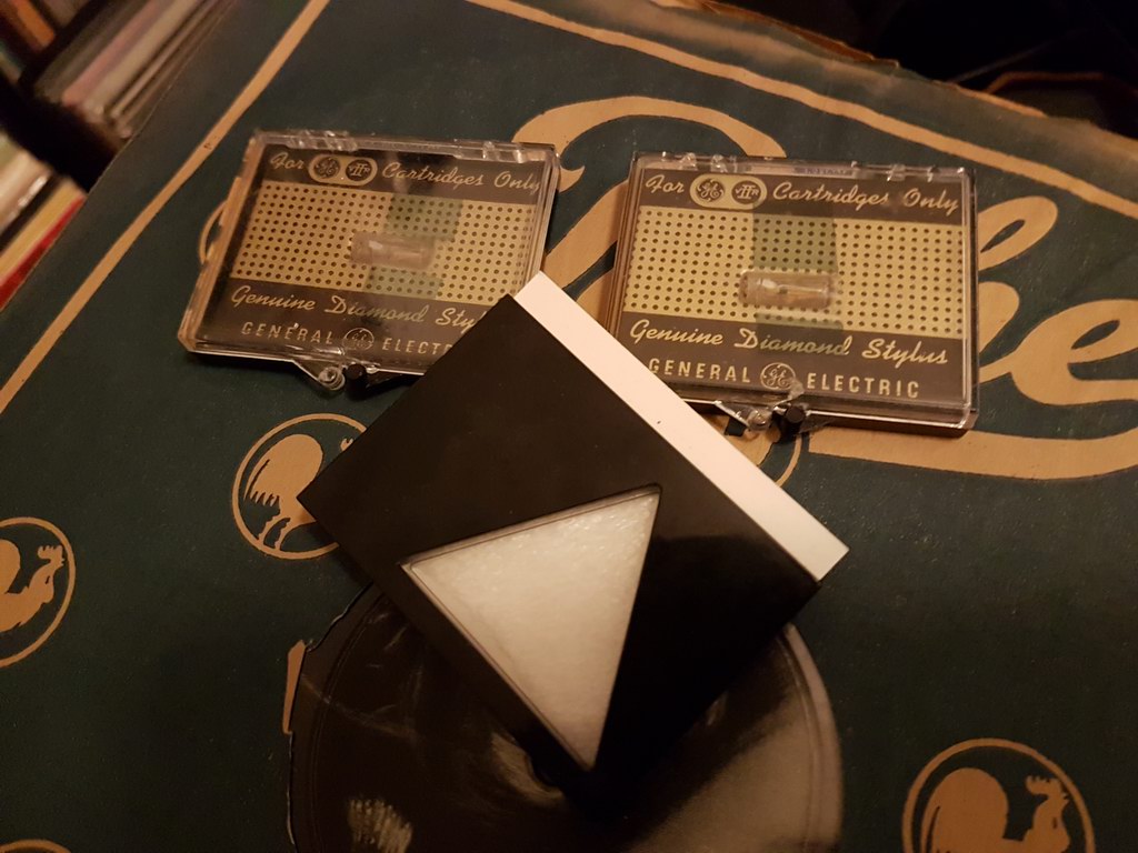 Rek-O-Kut CVS-12_68.jpg