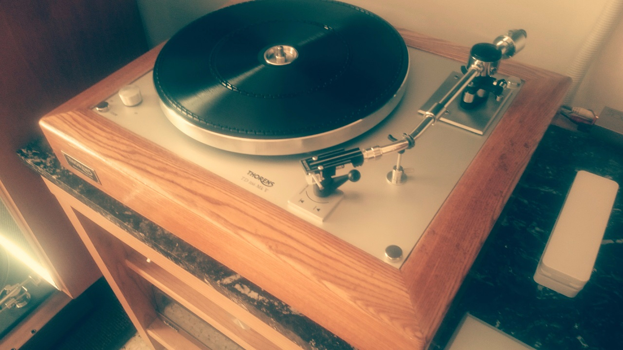 Thorens166m-15.jpg