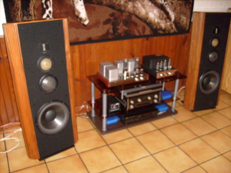 S7300387 [1280x768].JPG