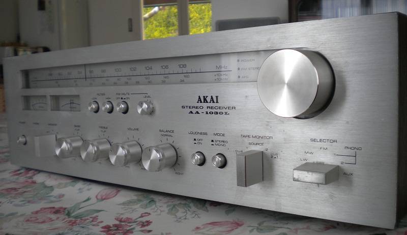 AKAI AA 1030 L.jpg