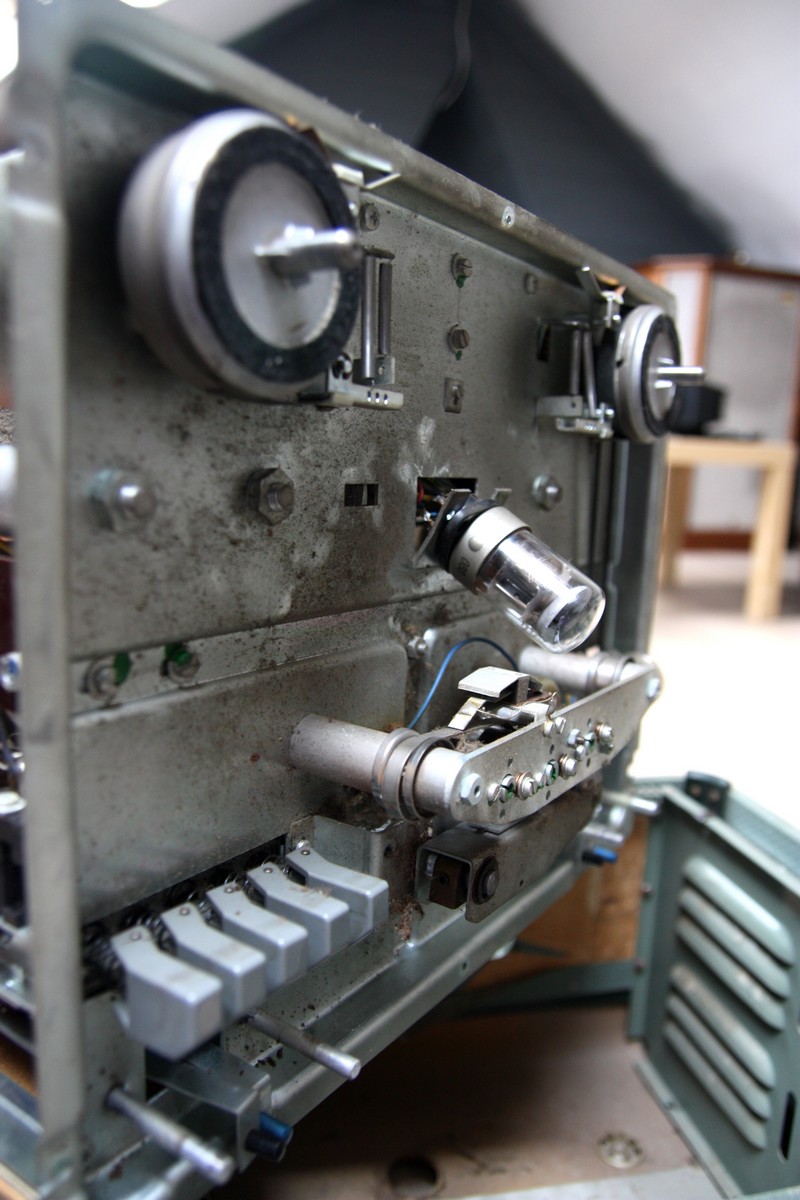 C36 - Face avant 3-4 800x1200.jpg