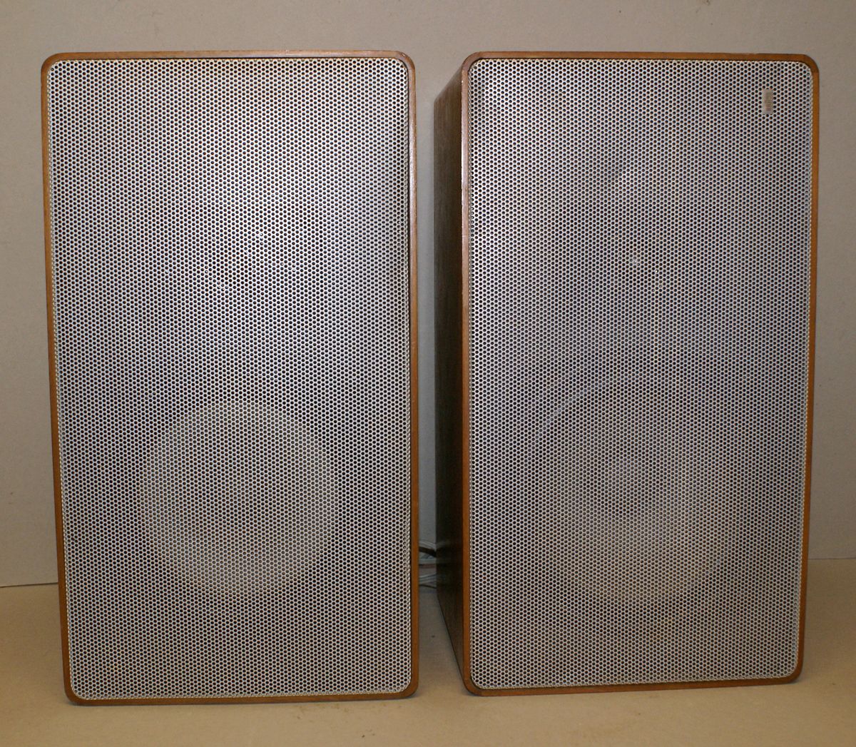 l500-1_face_fermée [1200x1600 vert].jpg