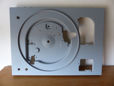 Première couche de primer acrylique.