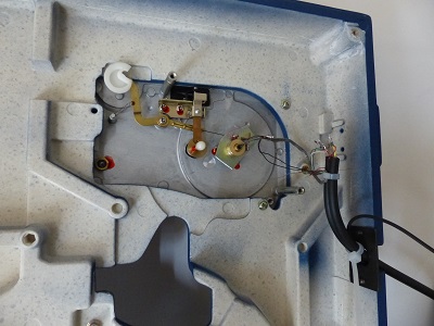 Remontage du bras dans le socle.