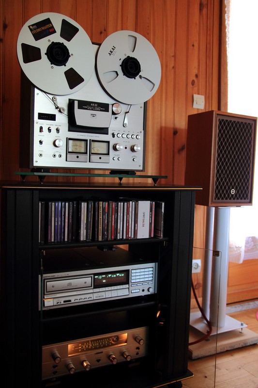 Pioneer LX-34 004m (800p).jpg