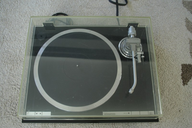 Capot un peu jauni, mais après un bon polish, le résultat est honorable !