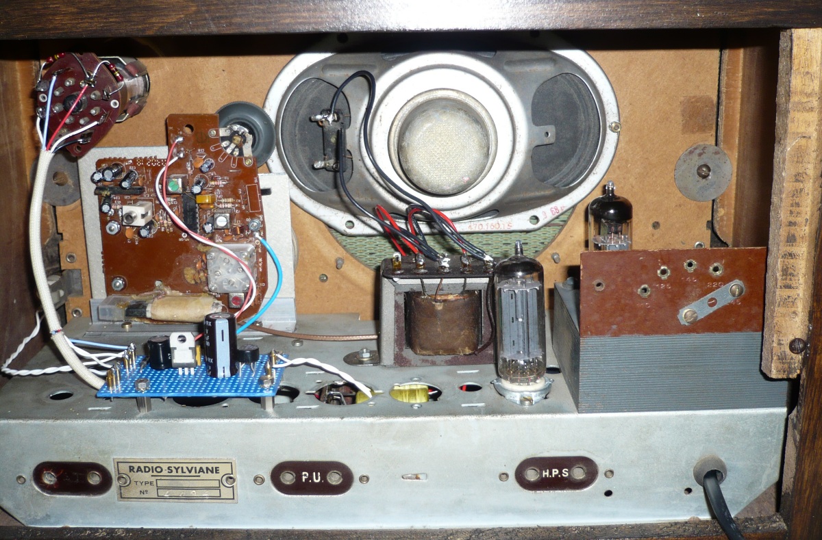Radio Sylviane 1.jpg