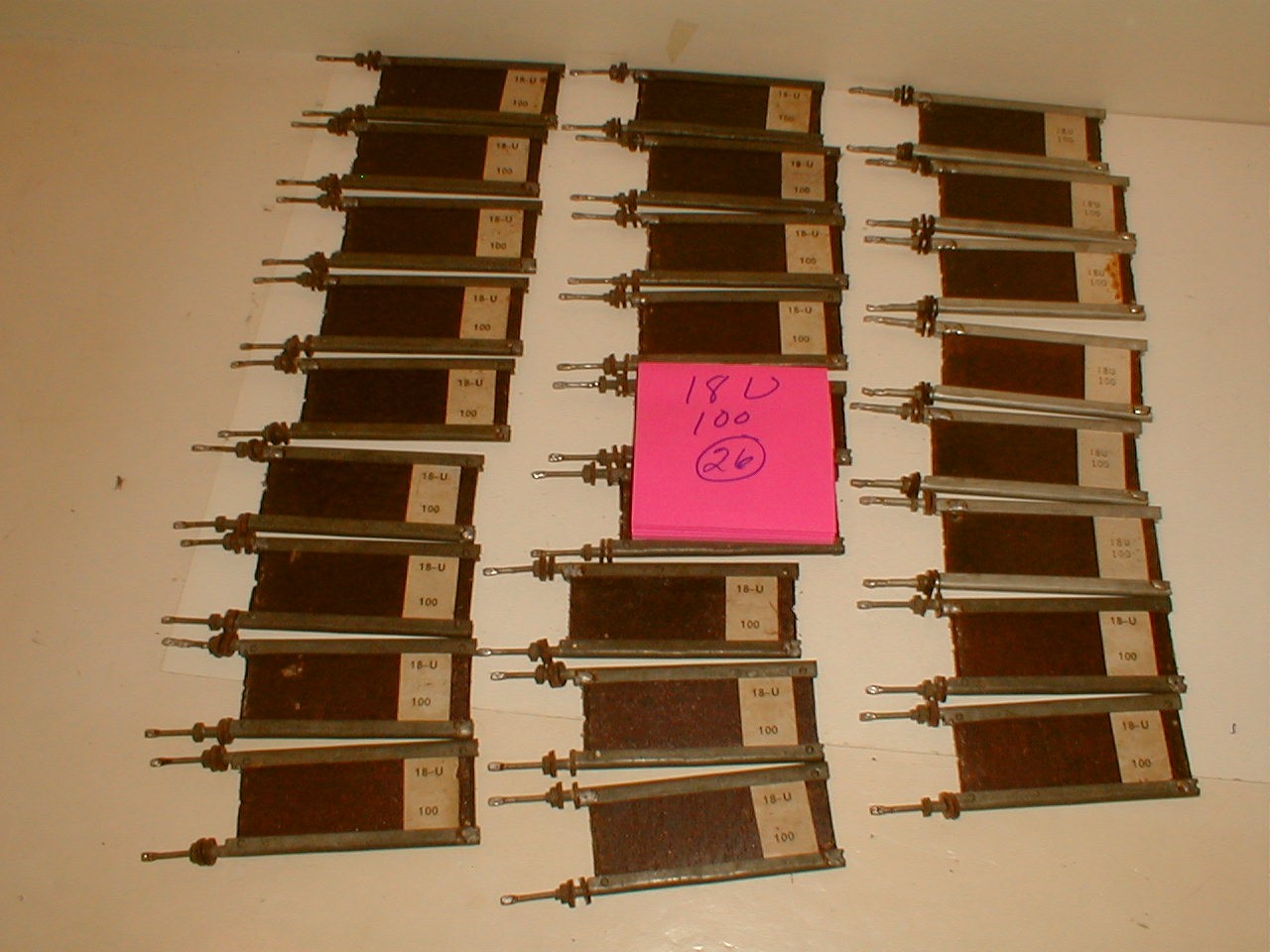 IDweResFlat18U-26pcs.JPG