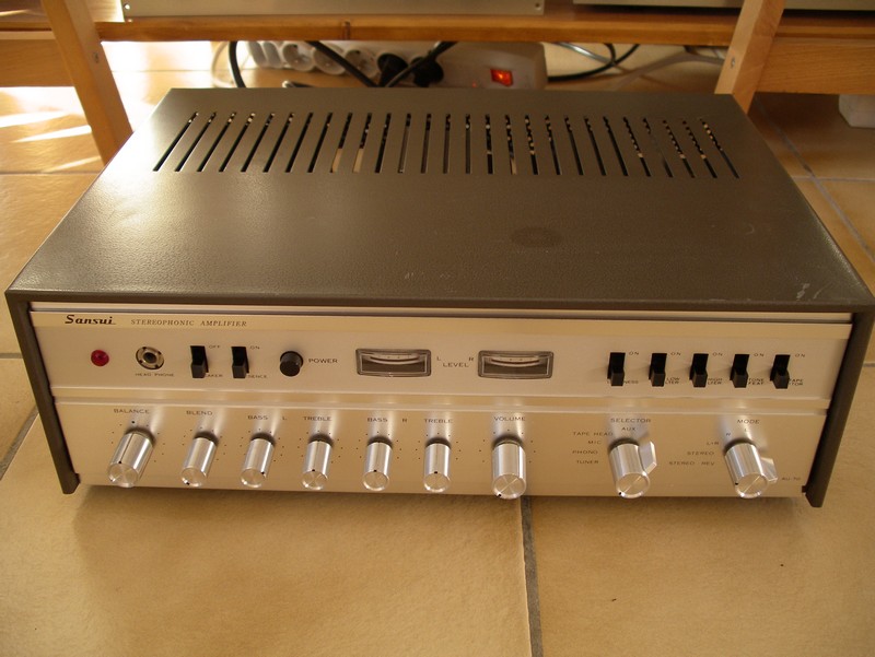 AU701.jpg