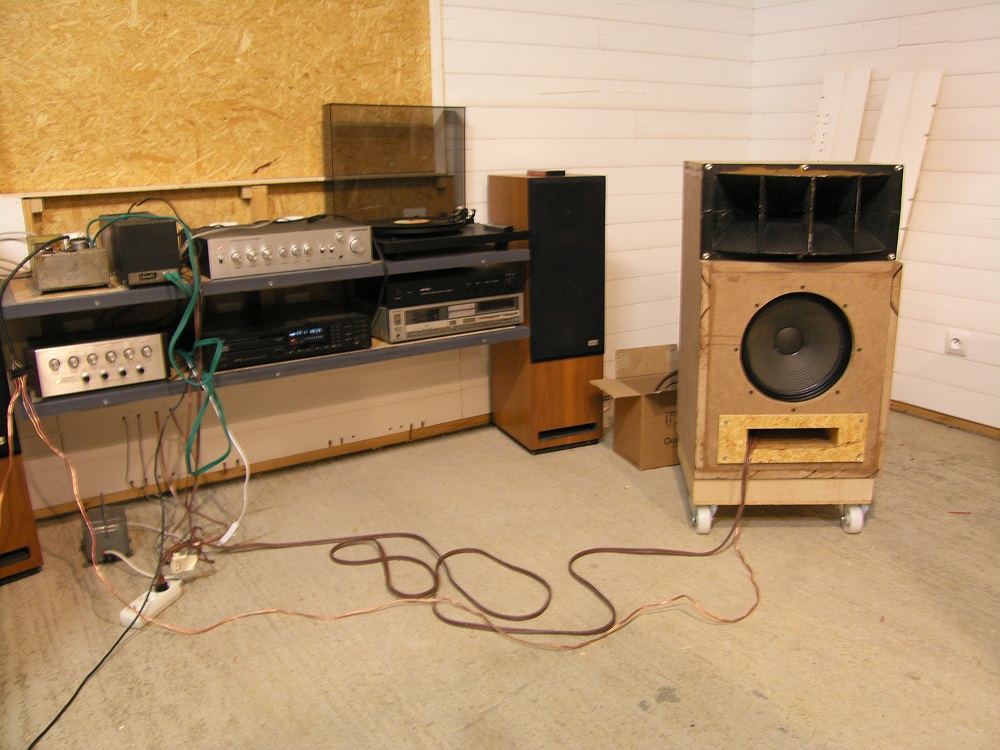 SH106097.JPG
