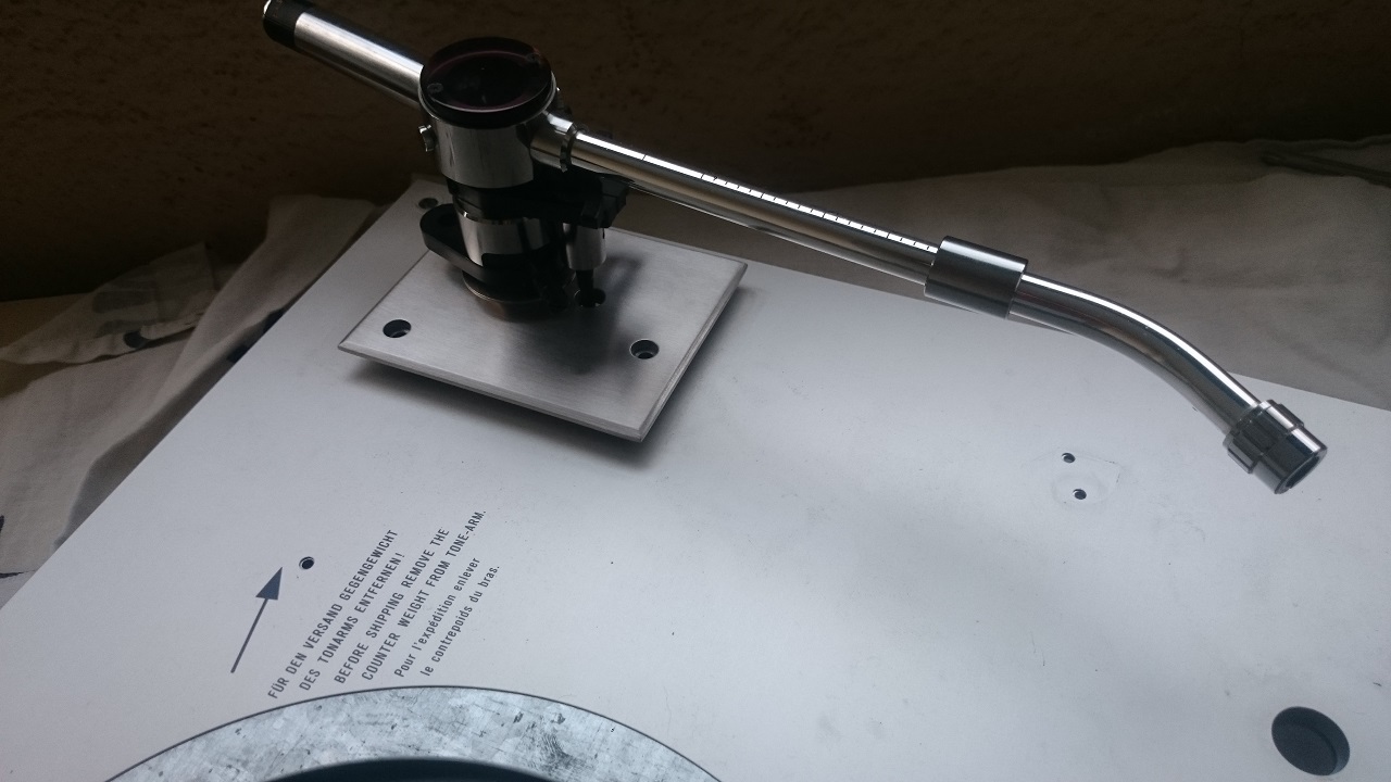 Thorens166m-03.jpg